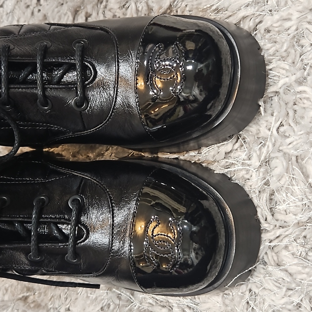 Auth CHANEL combat boots - Picture 8 of 10